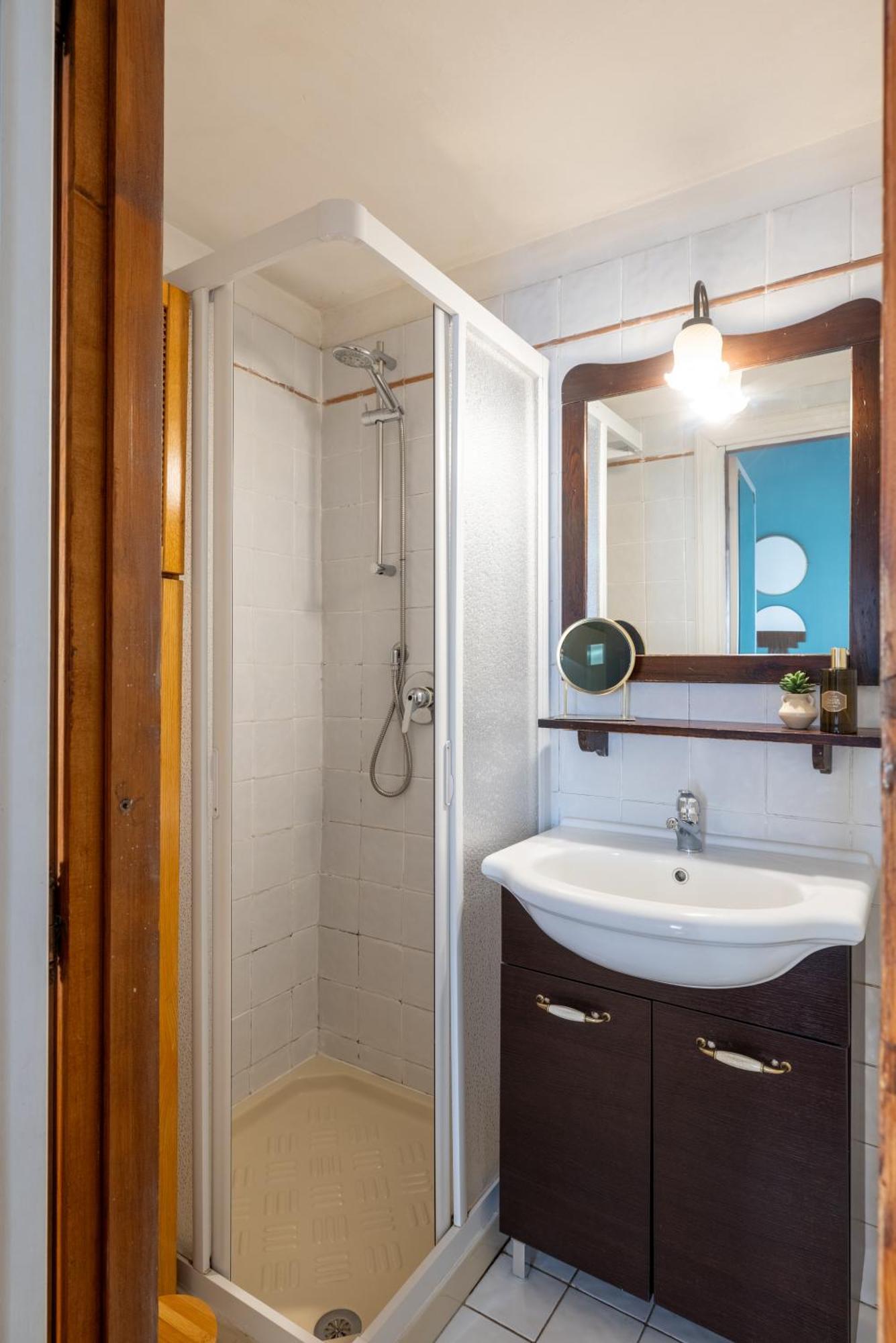 Suite Trevi - Charming Loft Near Trevi Fountain Rome Bagian luar foto